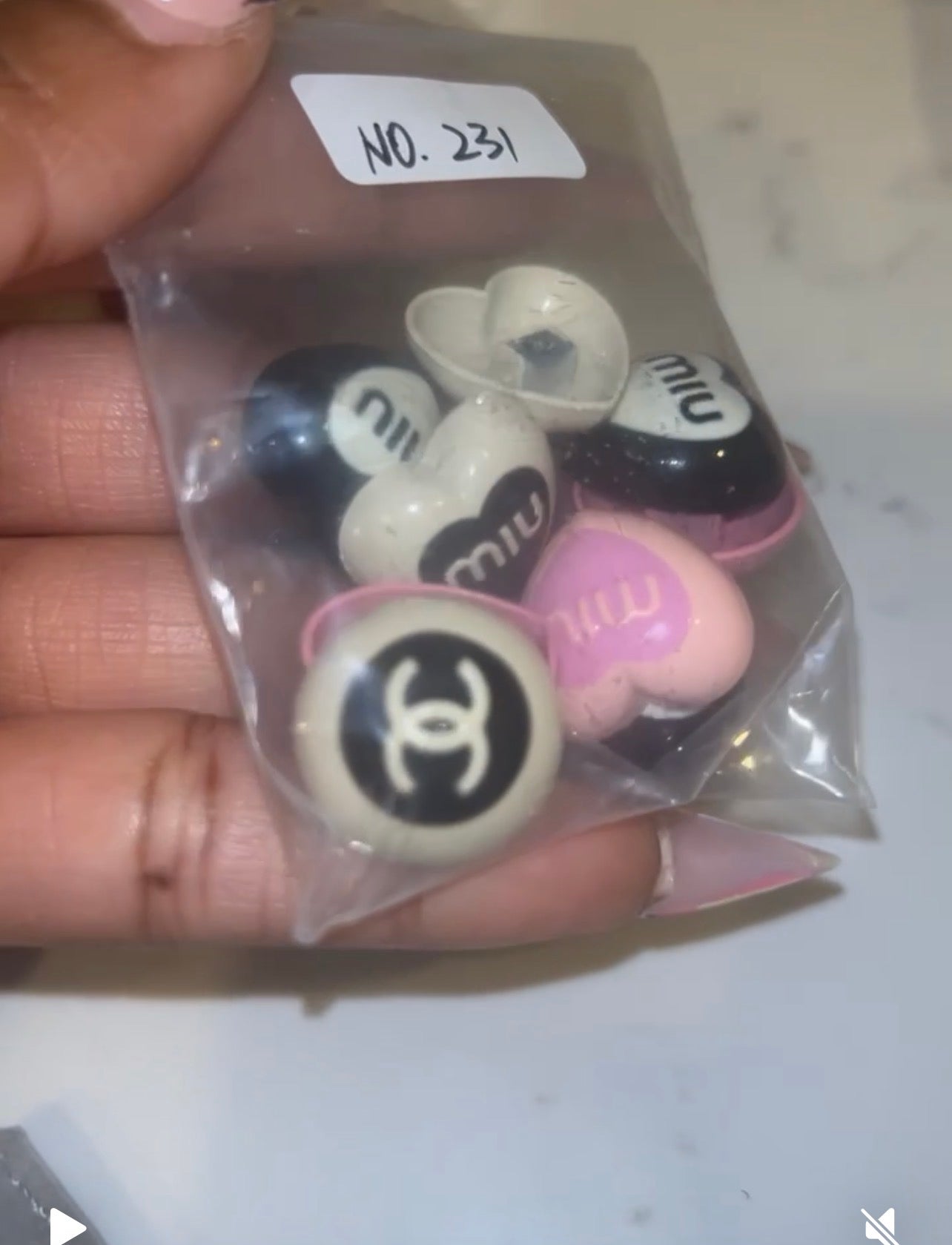 Charm mix
